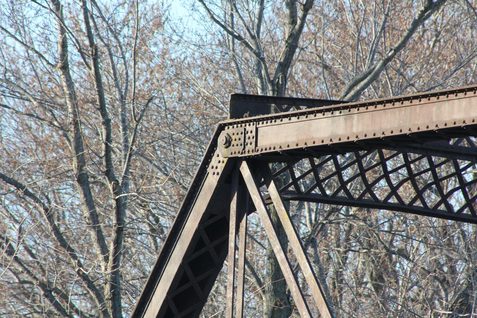 Upper angle connection